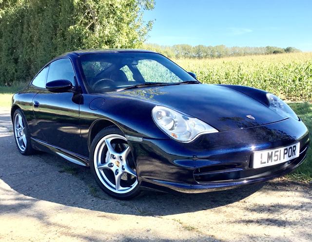 Porsche 996 3.6 Carrera 4 manual Coupe